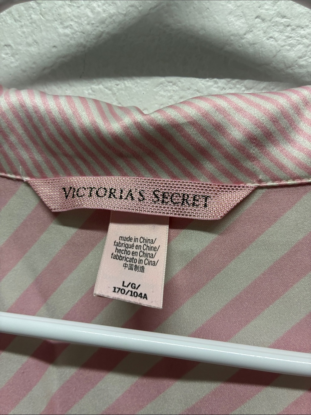 Victoria's Secret Pink And White Diagonal Stripe Long Sleeve Pajama Top - Picture 5 of 7